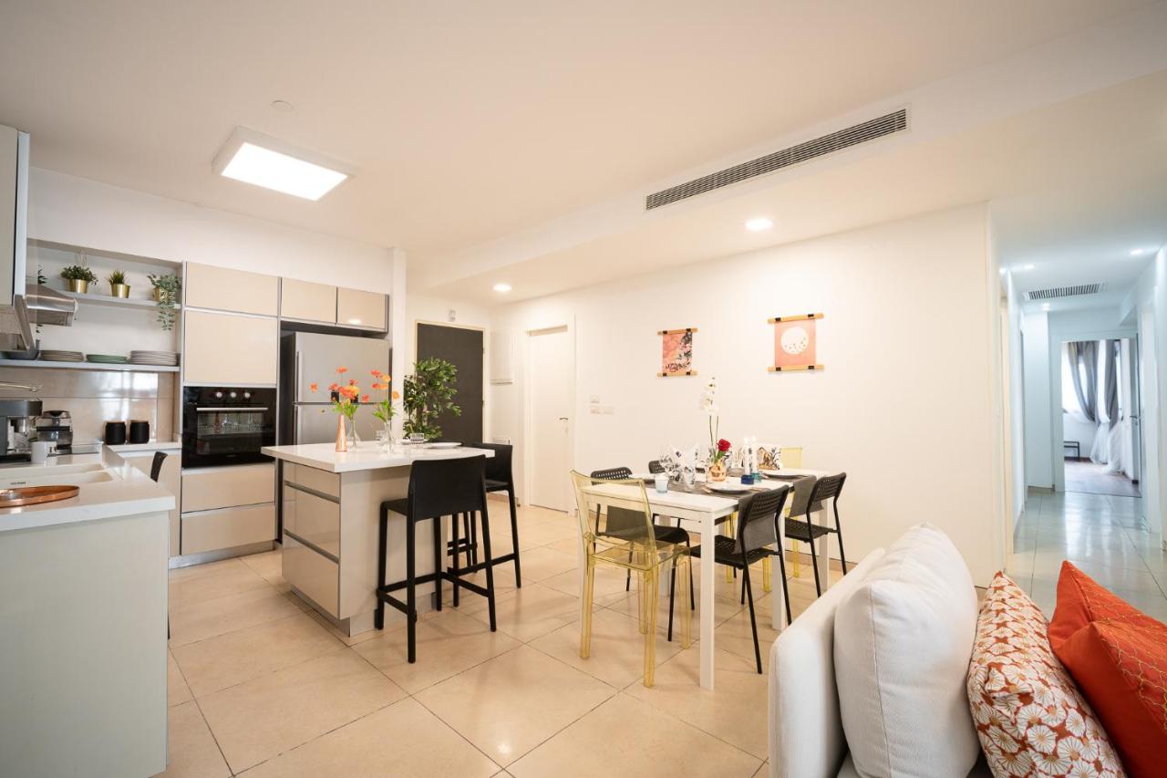 Harav Kuk Modern Apartment By Nimizz Jerusalem Exterior photo