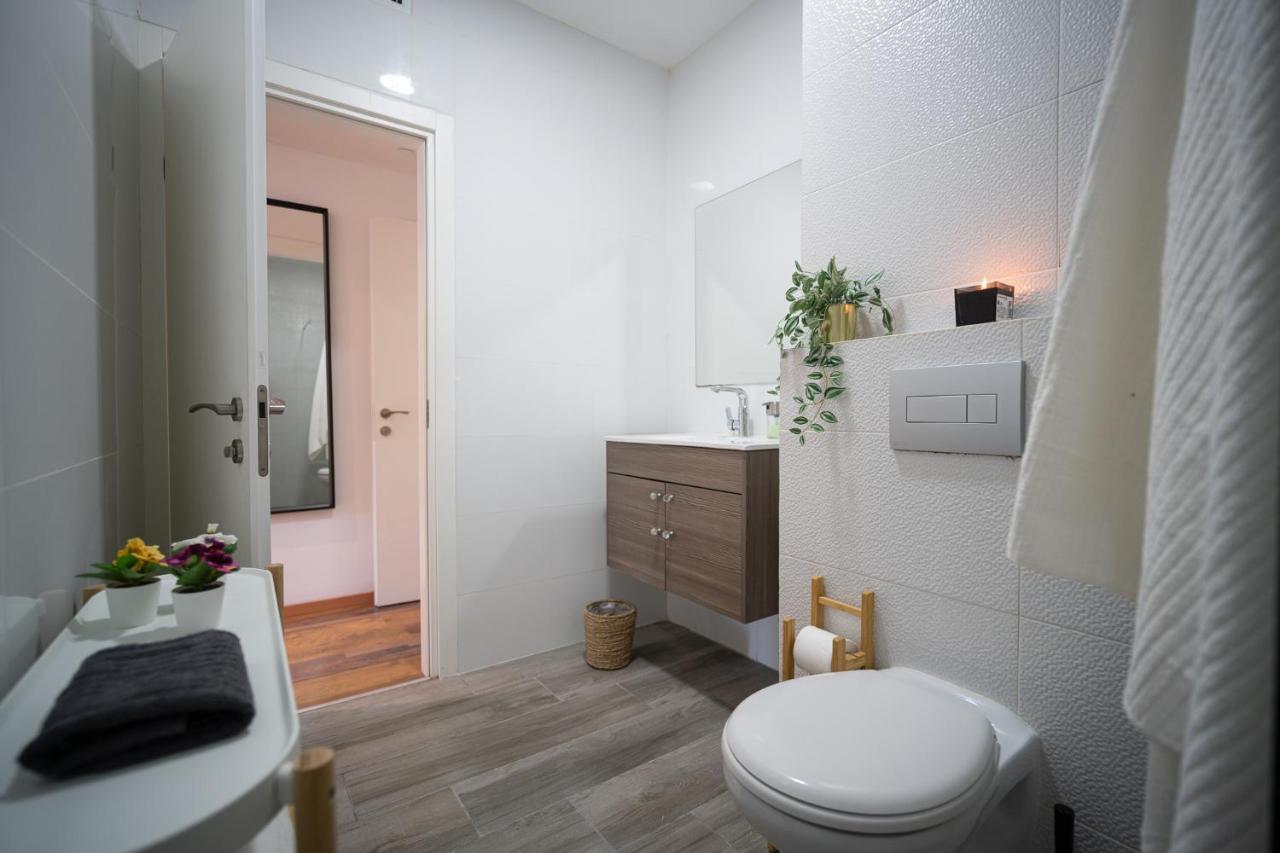 Harav Kuk Modern Apartment By Nimizz Jerusalem Exterior photo
