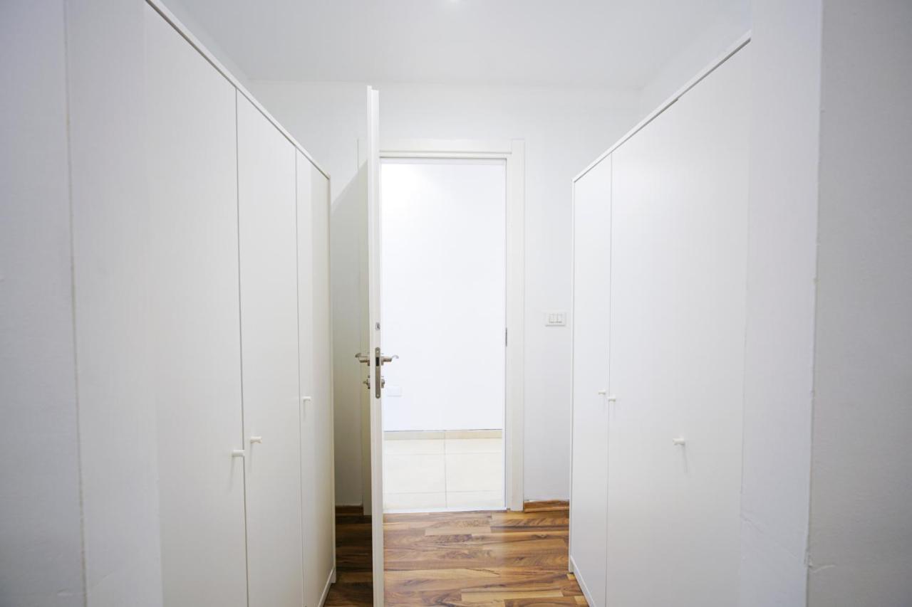 Harav Kuk Modern Apartment By Nimizz Jerusalem Exterior photo
