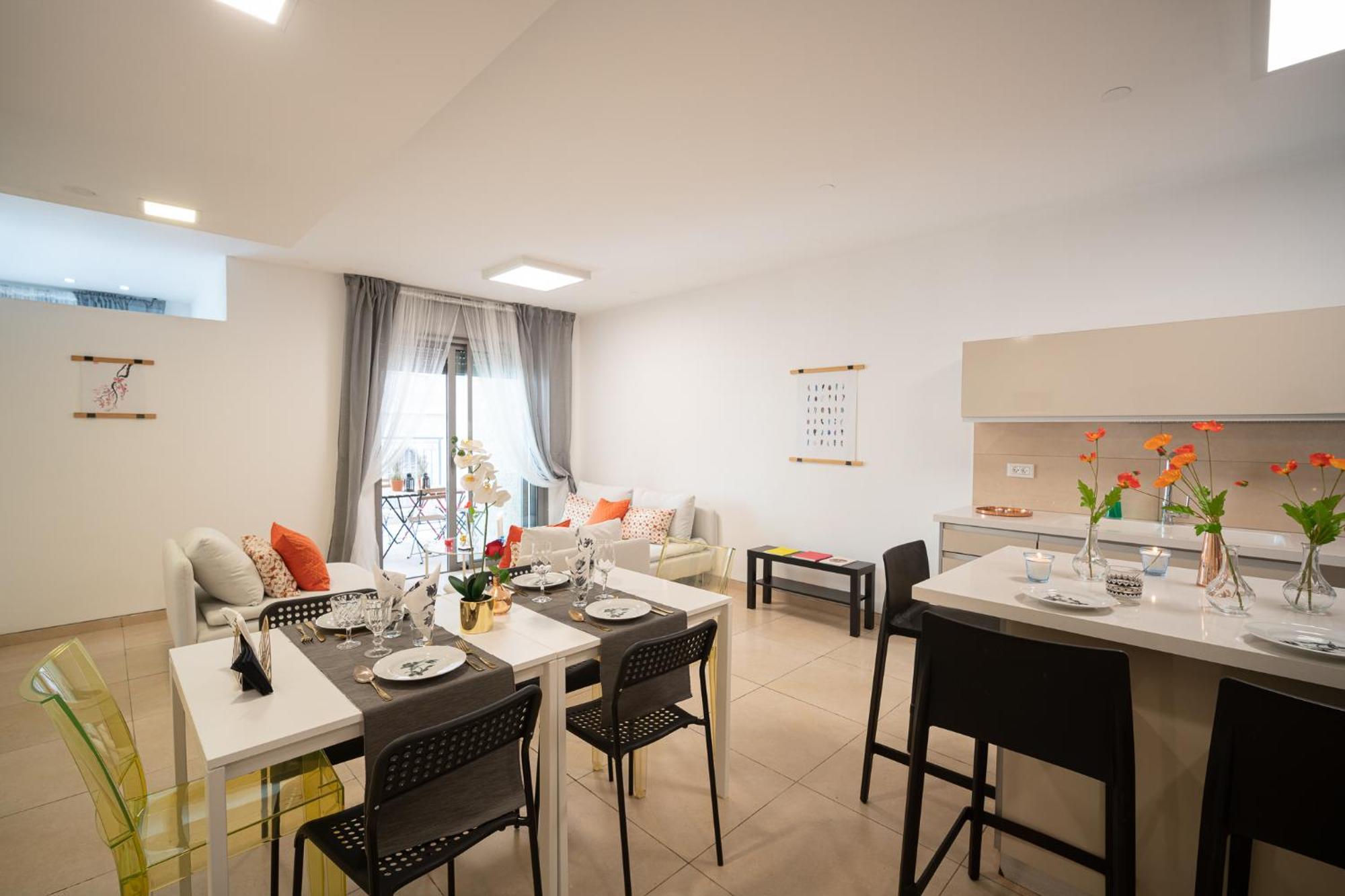 Harav Kuk Modern Apartment By Nimizz Jerusalem Exterior photo